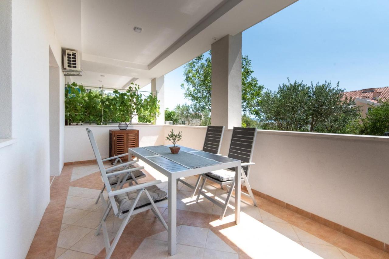 Maslina Apartments Krvavica Luaran gambar